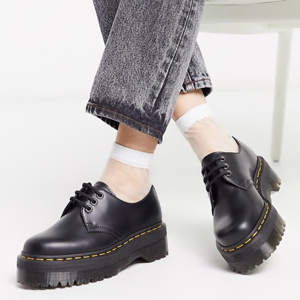 Dr. Martens 1461 Smooth Leather Platform shoes in black. - Picture 2 of 9